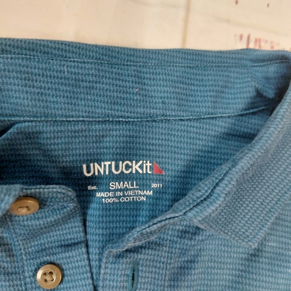 Untuckit long sleeve polo top - Picture 2 of 5